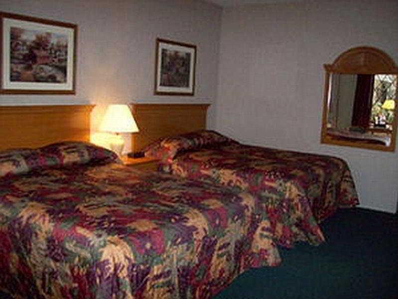Travelodge By Wyndham Bedford Zimmer foto
